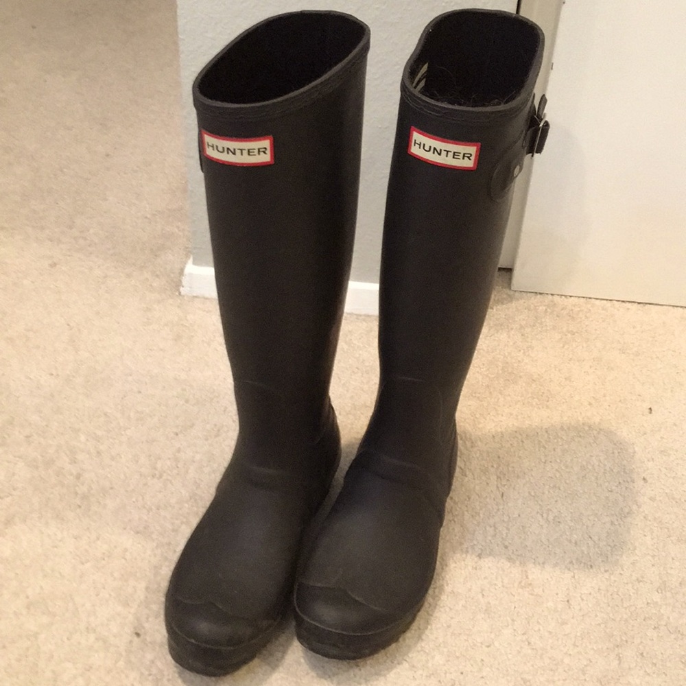 Black Hunter rain boots sz 38